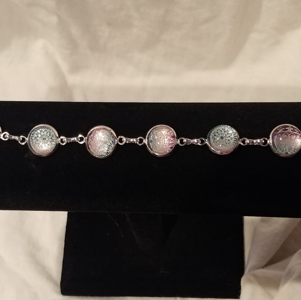 Handmade bracelets - Picture 8 of 9